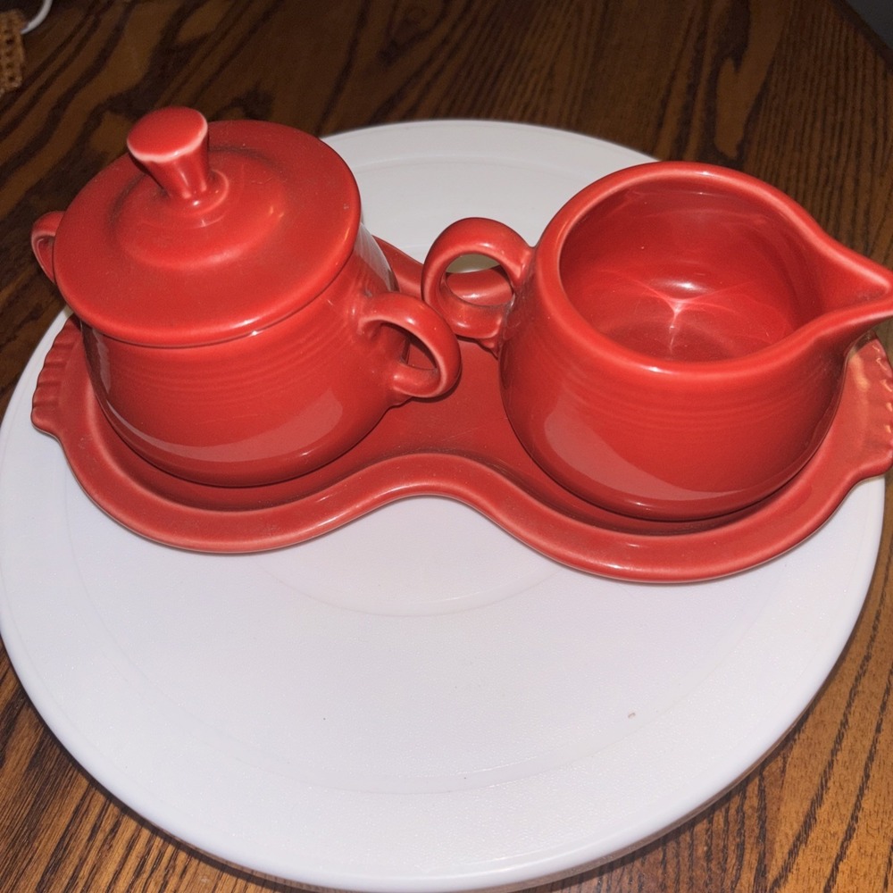 Homer Laughlin Fiesta Red Tea Coffee Creamer & Covered Sugar Bowl Set With Tray